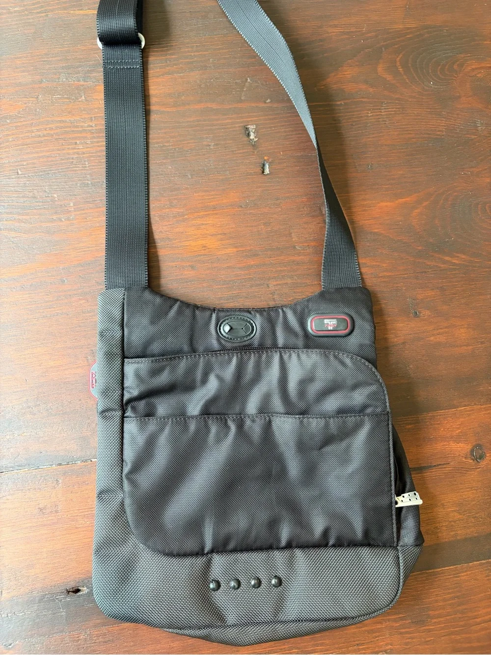Vintage Tumi T-Tech 5132D Crossbody Shoulder Bag Black Ballistic Nylon Y2K Gorp